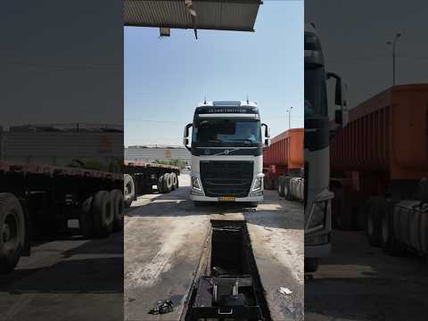 <strong>Volvo</strong> FH460 Service | Engine Oil 33L 15W40 | Gearbox Oil 16L 85W90