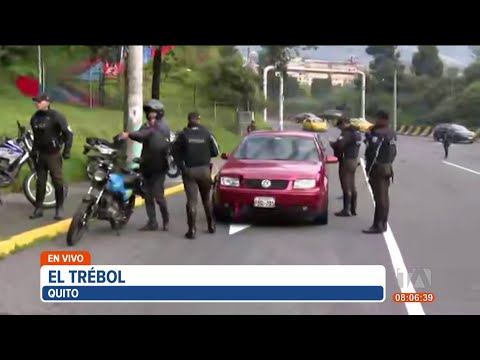 La Policía realiza un operativo de seguridad en El Trébol, en Quito