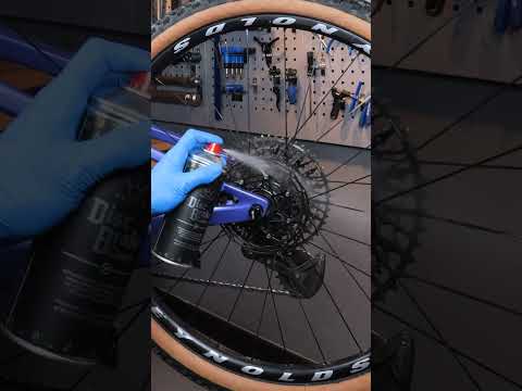 When was the last time you cleaned your brakes? 🧼🤔