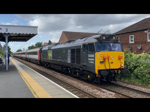 Class 50 50008 & 50007 thunders past Attleborough on the “Merry Wherry” tour | 15th July 2023