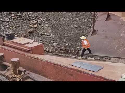 Barge unloads 4850 tons of large cobblestone - full video - Work vlog on the barge