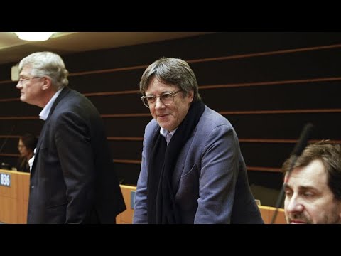 Ισπανία: Έρευνα για «τρομοκρατία» κατά του Καταλανού αυτονομιστή ηγέτη Κάρλας Πουτζντεμόν