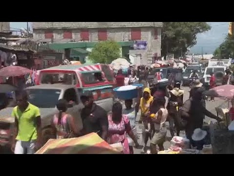 Crisis in Haiti: U.S. delivers aid to Port-au-Prince; American Airlines resumes flights to area