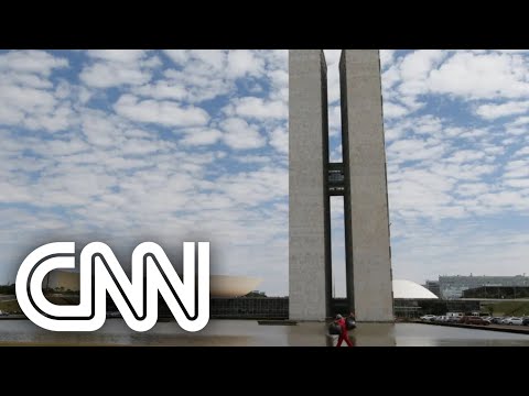 Análise: Parlamentares ganham 15 vezes mais que brasileiro | CNN ARENA