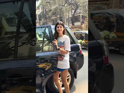 SWEAT IN STYLE! ⚡ Anjini Dhawan Spotted Post-Workout In Juhu Today!