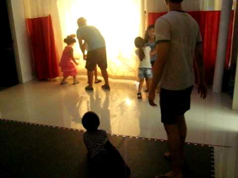 Interactive Shadowplay with Teacher Ken