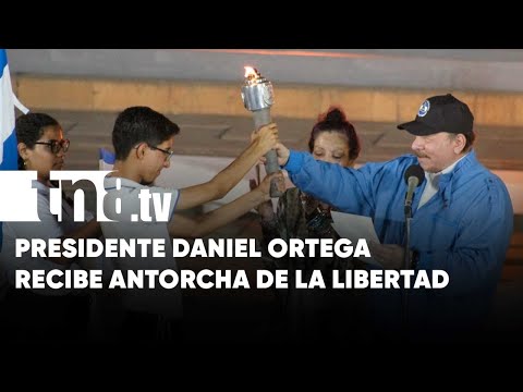 Presidente Daniel Ortega recibe la Antorcha de la Libertad  - Nicaragua