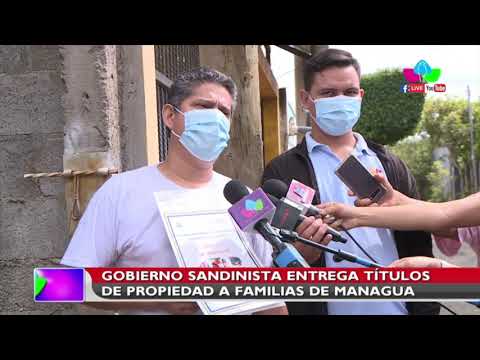 Gobierno Sandinista entrega títulos de propiedad a familias de Managua