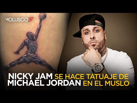 Atacan a Nicky Jam por tatuarse un Michael Jordan en el muslo y Molusco lo defiende