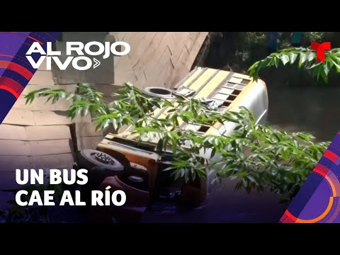 Colapsa puente en Honduras y un autobús repleto de pasajeros cae al río