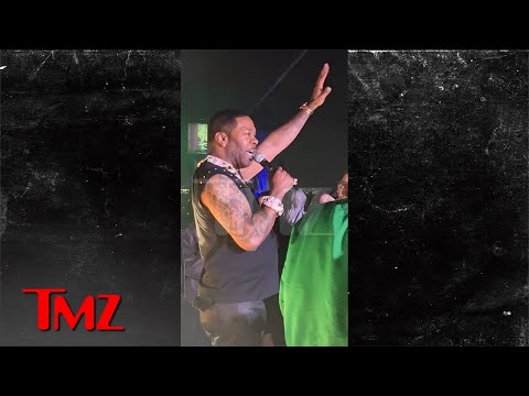 Busta Rhymes Orders Crowd to Pocket Phones Due to Low Energy at Concert | TMZ
