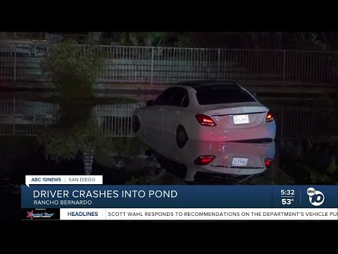 Car crashes into pond in Rancho Bernardo