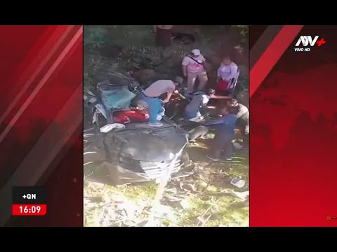 Ayacucho: Dos muertos deja caída de camioneta a un abismo