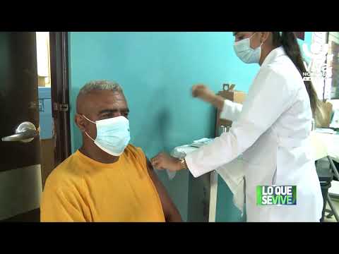 Adultos mayores de Managua y Tipitapa son inmunizados contra la Covid-19