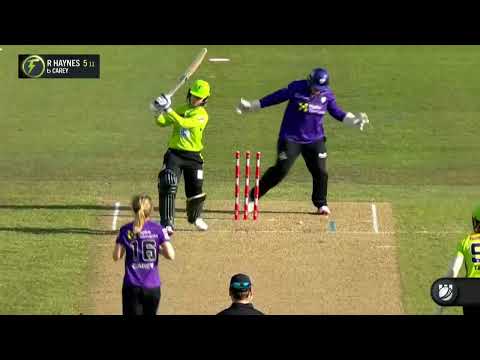 Top bowling! Hurricanes wickets vs Sydney Thunder in Women's Big Bash! | SportsMax TV