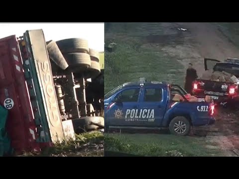 Policías vergüenza: los llamaron para custodiar un camión volcado y terminaron robandolo ellos