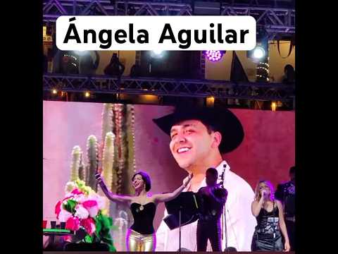 Christian Nodal no se hizo presente en escenario de Valle de Bravo para acompañar a Angela a cantar