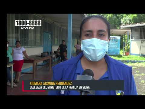 Distribuyen paquetes alimenticios a protagonistas de partos múltiples en Siuna - Nicaragua