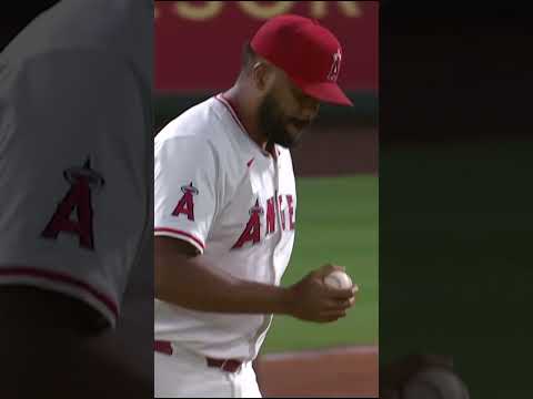 SHOHEI OHTANI GO-AHEAD HOMER IN THE 9TH AGAINST HIS FORMER CLUB!