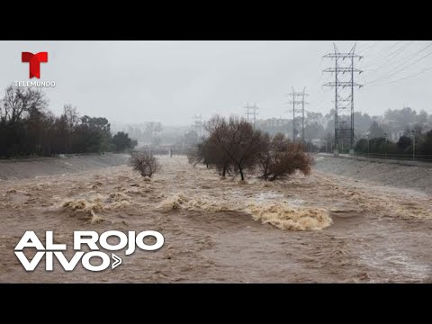 Lluvias históricas provocan inundaciones y deslaves en Los Ángeles | Al Rojo Vivo | Telemundo