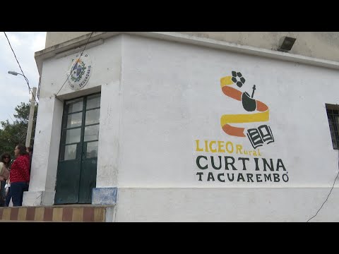 Imágenes de autoridades de la educación pública en Tacuarembó