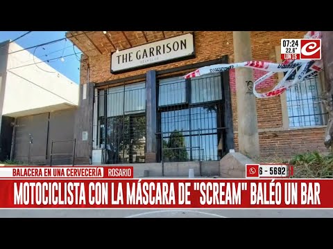 Insólito: bajó de su moto con la máscara de Scream y baleó un bar de Rosario