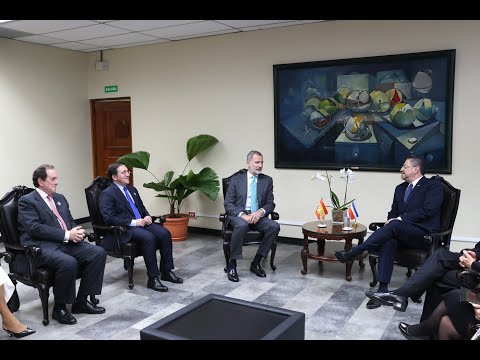 Encuentro de Su Majestad el Rey con el Presidente electo de la República de Costa Rica.