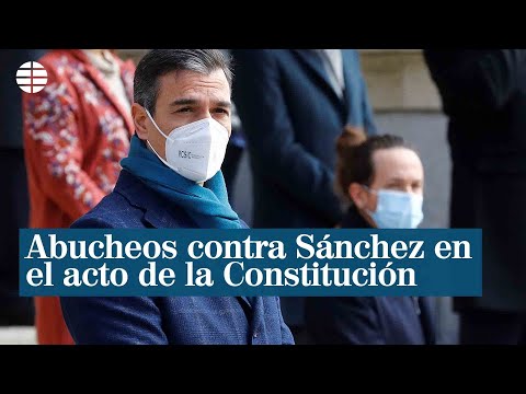 Abucheos y pitos contra Sánchez y su gobierno en el acto de Conmemoración de la Constitución