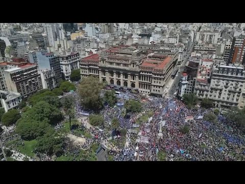 Unions take to the street to protest president's reforms in Argentina