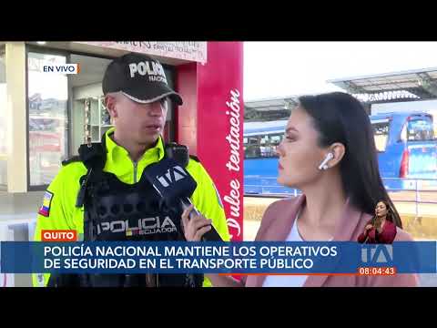 La Policía realiza un operativo de seguridad en la estación Rio Coca de la Ecovía en Quito