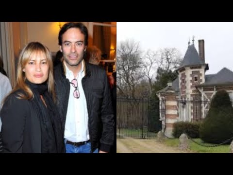 Obsèques Alain Delon : Anthony Delon épaulé par son ex-femme Sophie Clerico à Douchy