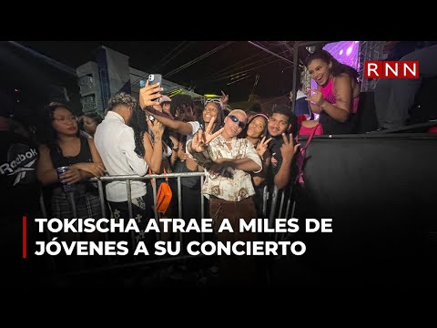 Tokischa atrae a miles de jóvenes a su concierto gratuito en el barrio San Carlos del DN