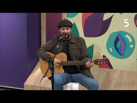 El músico Carlos Malo cantó en vivo y habló de sus próximos shows l 12-10-2023