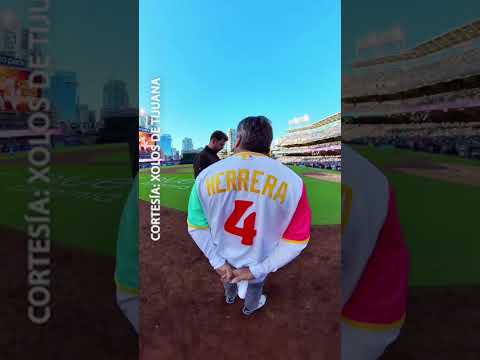 La VISITA de Miguel Piojo Herrera ? para TIRAR la PRIMERA BOLA  en Padres  vs Dodgers  #Shorts