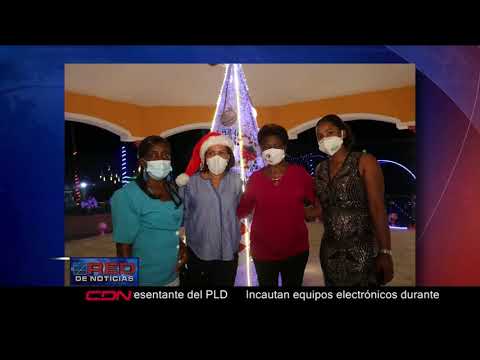 Alcaldía de Monte Plata da la bienvenida a la Navidad con la entrega de dos parques