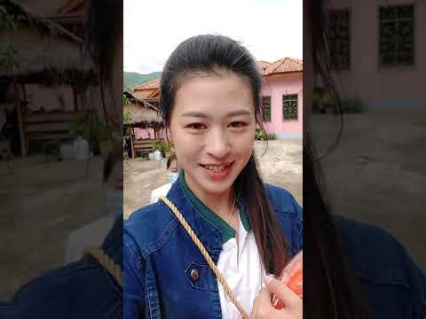 ถวายผ้าเหลืองในพรรษาวัดเชียงตุ ถวายผ้าเหลืองในพรรษาวัดเชียงตุ
