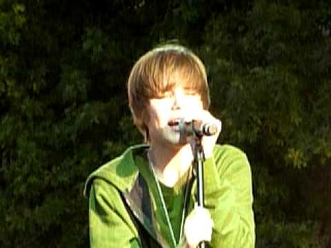 Justin Bieber "Never Let You Go" - Mission Viejo Microsoft Store
