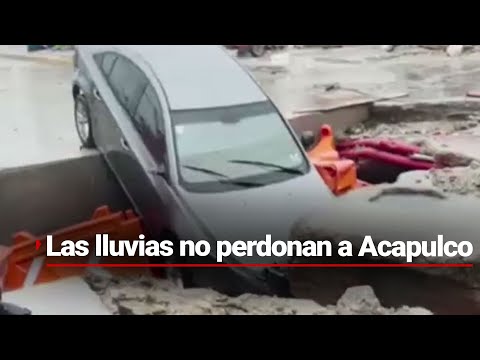 EL CASTIGO DE JOHN EN ACAPULCO | La costera Miguel Alemán presenta daños y autos varados.