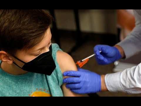 Comienza vacunación en menores de edad