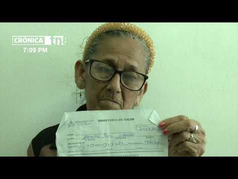 ¡Necesita un andarivel! Anciana clama ayuda para su hijo fracturado de las piernas, en Managua