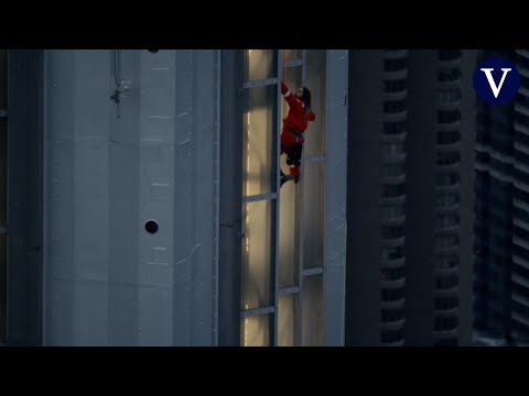 El actor Jared Leto escala el Empire State Building y logra llegar hasta el 'escudo de hielo'
