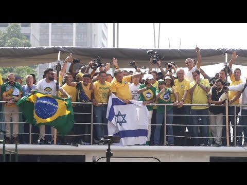 Brazil's Bolsonaro gathers thousands of supporters amid investigations