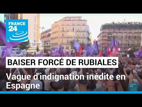 Baiser forcé de Luis Rubiales : vague d'indignation inédite en Espagne • FRANCE 24