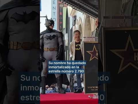 Batman se convierte en el primer superhéroe con estrella en el Paseo de la Fama de Hollywood