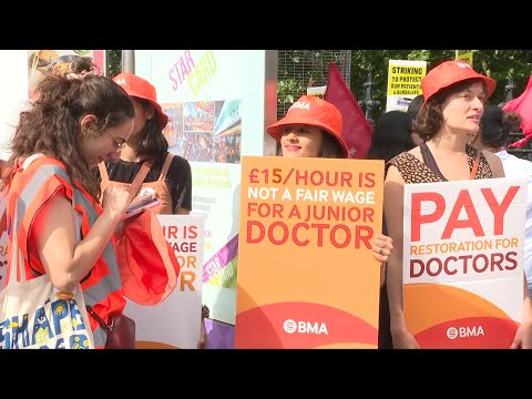 Royaume-Uni: Les jeunes médecins lancent une nouvelle grève à l'approche des élections | AFP Images