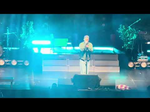 Alex Warren- Troubled Waters live in Dublin 3 Arena March 2025