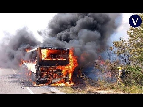 El incendio de un autobús obliga a evacuar a 2.000 personas de un camping en Montblanc