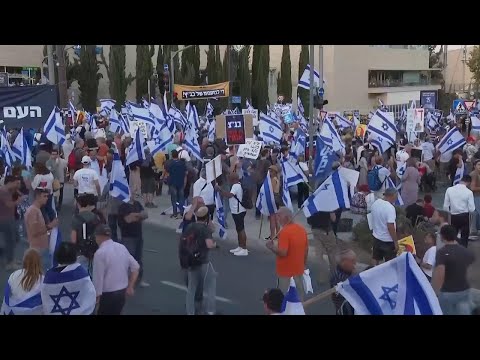 Thousands protest in Jerusalem in support of reforming Israel's Supreme Court