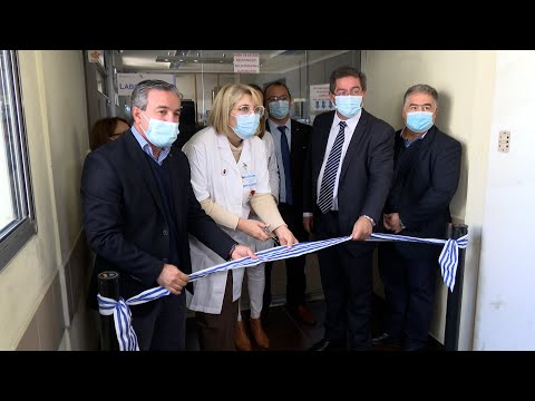 Imágenes de la inauguración del laboratorio de análisis clínicos del Hospital Español