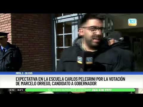 Habla un votante en la Escuela Carlos Pellegrini